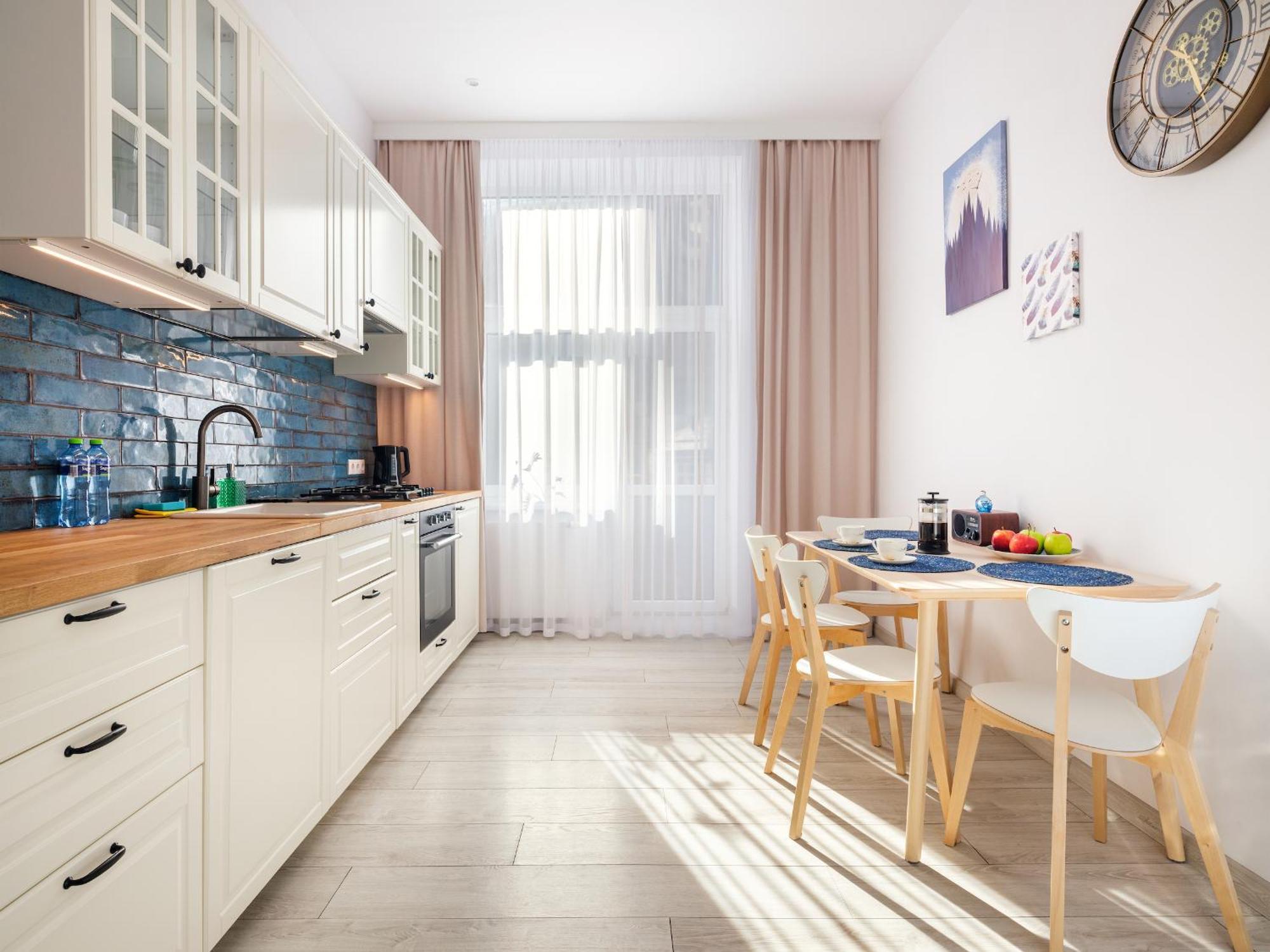 Bluebird Apt Old Town & Wawel Hill By Vistula River - By Homelike Cracovia Esterno foto